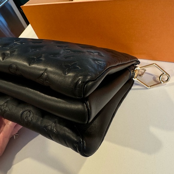 Louis Vuitton limited edition lambskin Coussin PM Black w/ twilly scarf chain - Picture 15 of 16